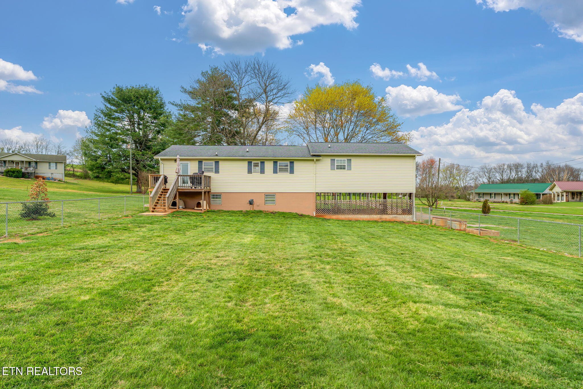258 Meadow Brook Road Sweetwater, TN 37874 - Photo 40 of 54 Gallery Image 40