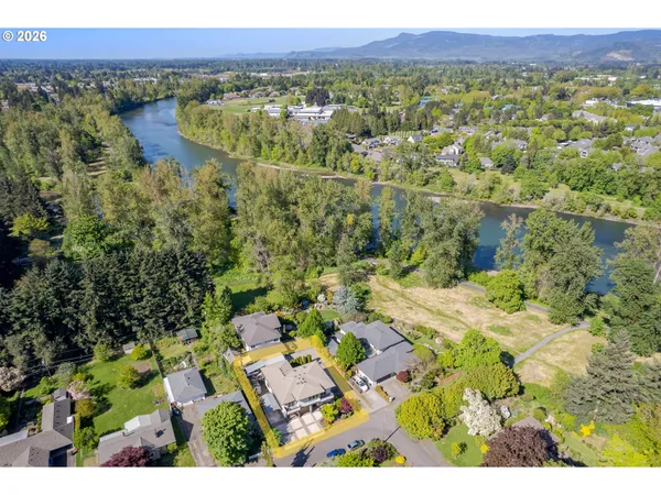 $825,000 | 129 Arbor Drive, Eugene, OR 97404