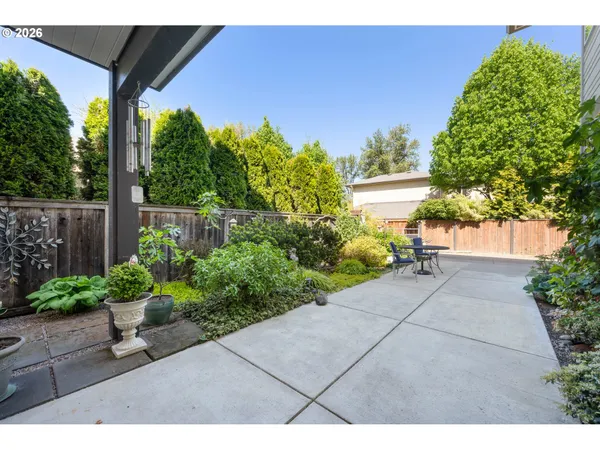 $825,000 | 129 Arbor Drive, Eugene, OR 97404