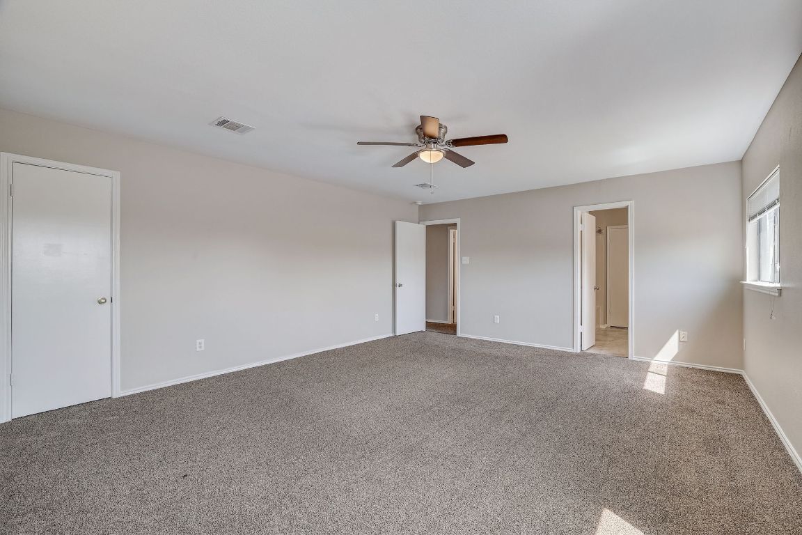 314 Bello Drive Leander, TX 78641 - Photo 19 of 35 a view of a big room with carpet