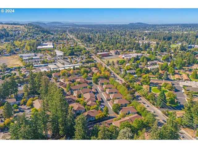 $270,000 | 4744 West Powell Boulevard, Unit K227, Gresham, OR 97030