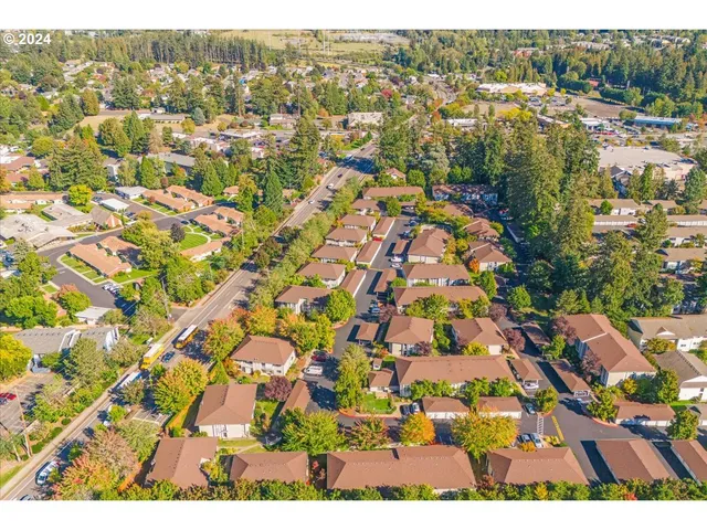 $270,000 | 4744 West Powell Boulevard, Unit K227, Gresham, OR 97030