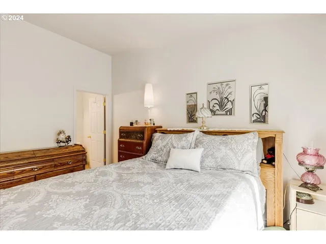 $270,000 | 4744 West Powell Boulevard, Unit K227, Gresham, OR 97030