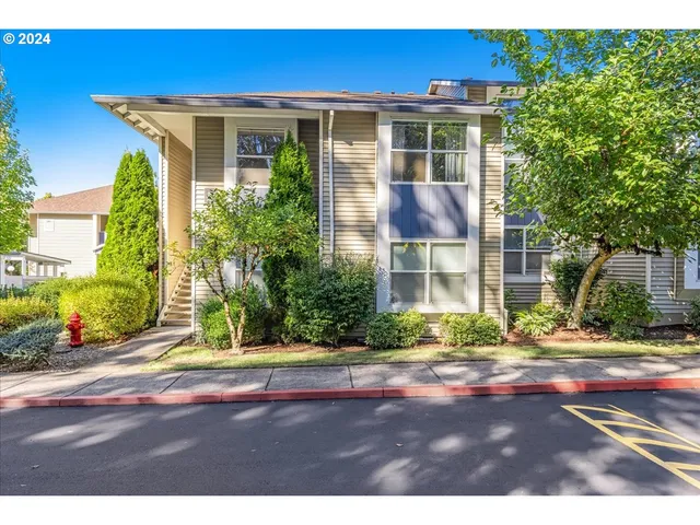 $270,000 | 4744 West Powell Boulevard, Unit K227, Gresham, OR 97030