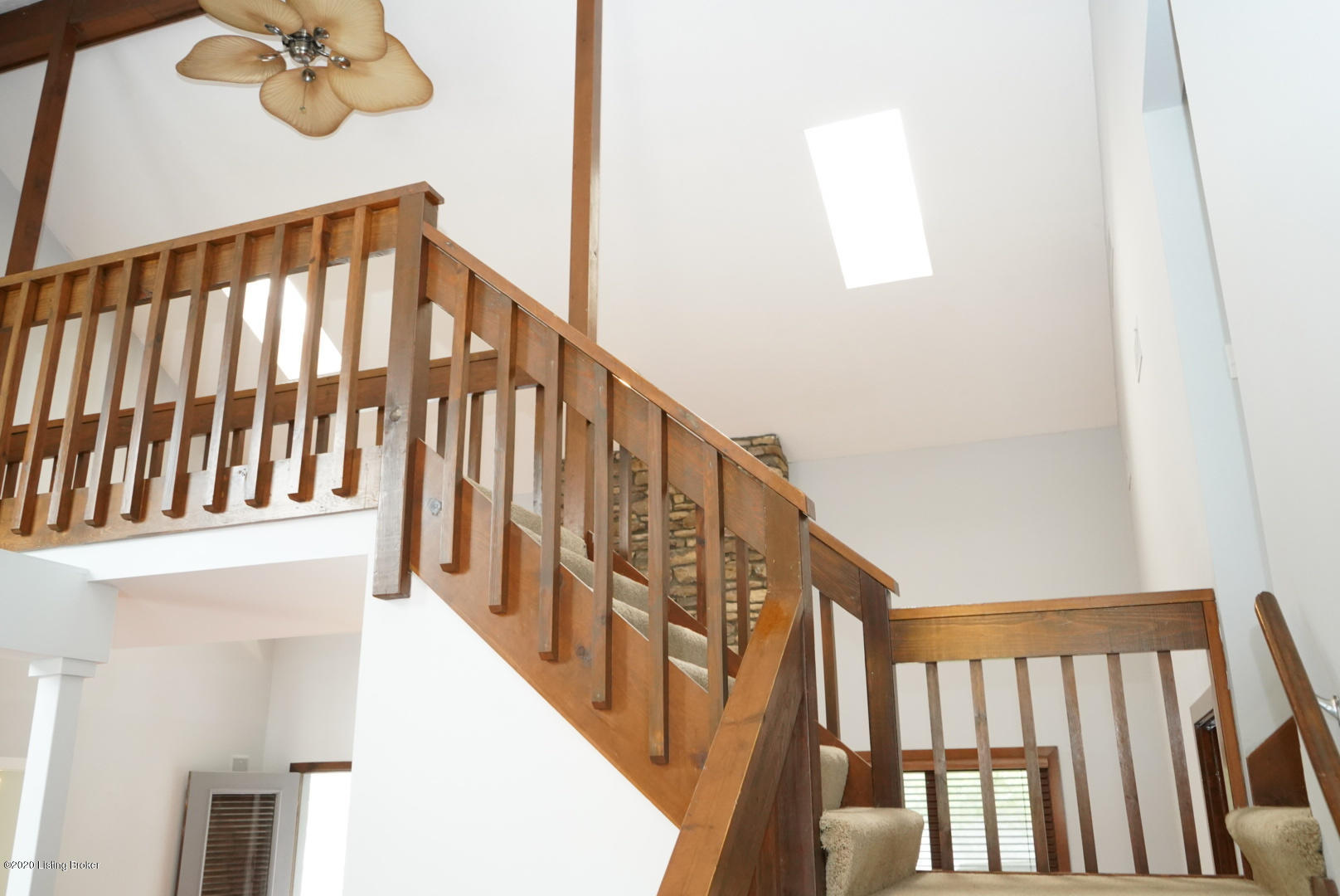 313 Blue Ridge Road Louisville, KY 40223 - Photo 22 of 41 Staircase