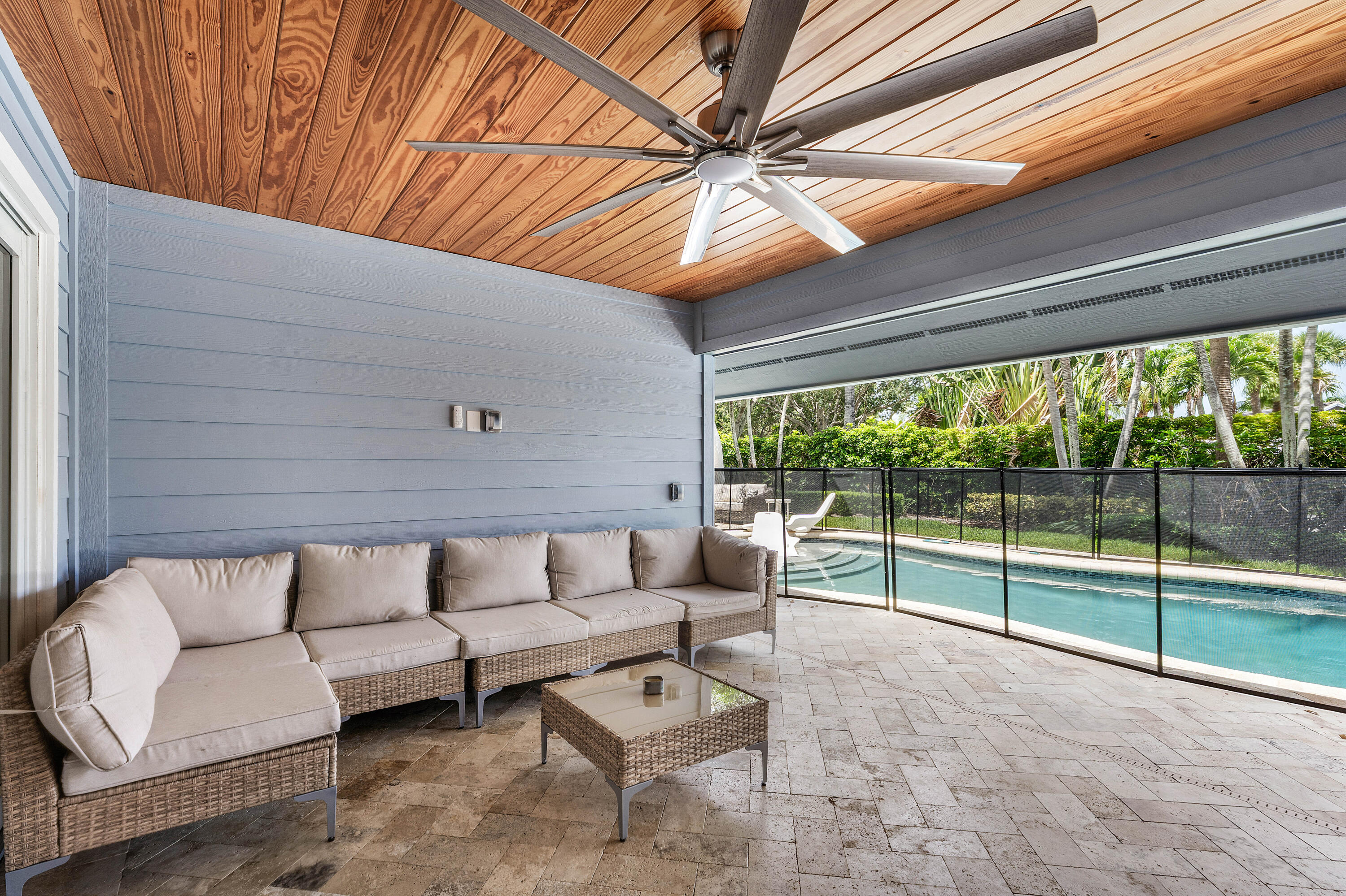 18770 Southeast River Ridge Road Jupiter, FL 33469 - Photo 27 of 34 Patio
