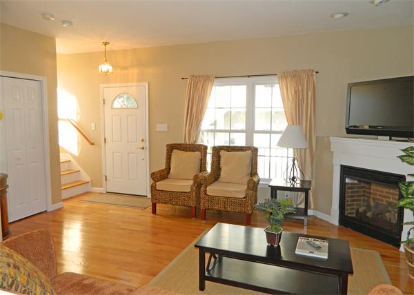 10 Milton Ridge Road, Unit 10 Lynn, MA 01902 - Photo 3 of 13 Gallery Image 3