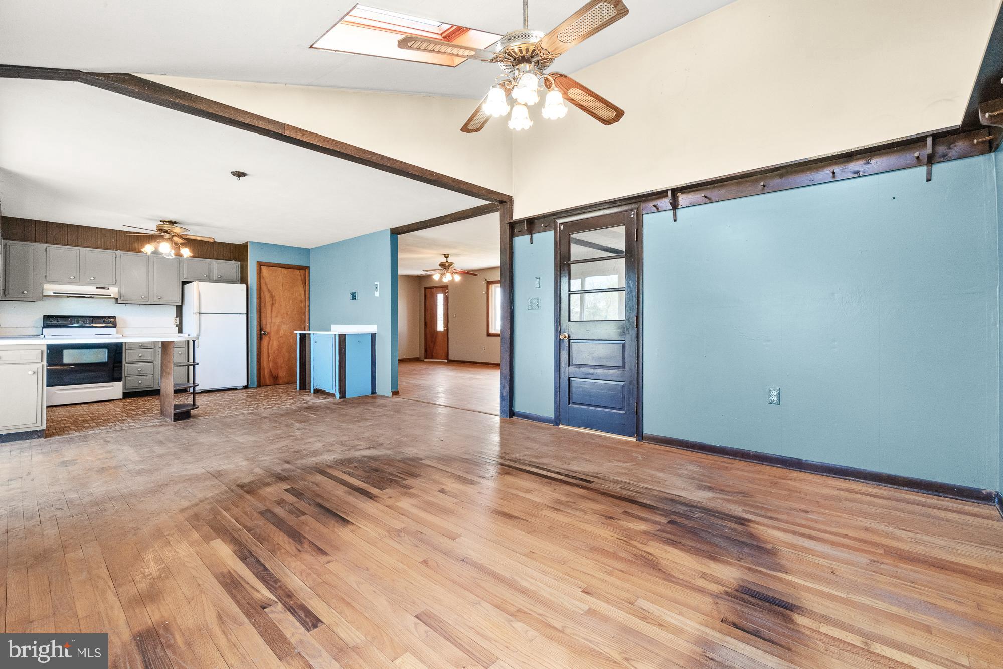 6026 Conover Road Taneytown, MD 21787 - Photo 11 of 38