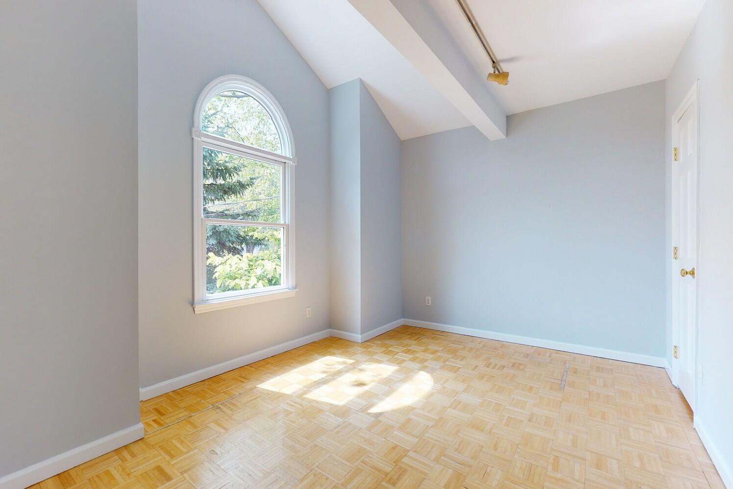 85 Roton Avenue Rowayton, CT 06853 - Photo 26 of 31 a view of empty room with window