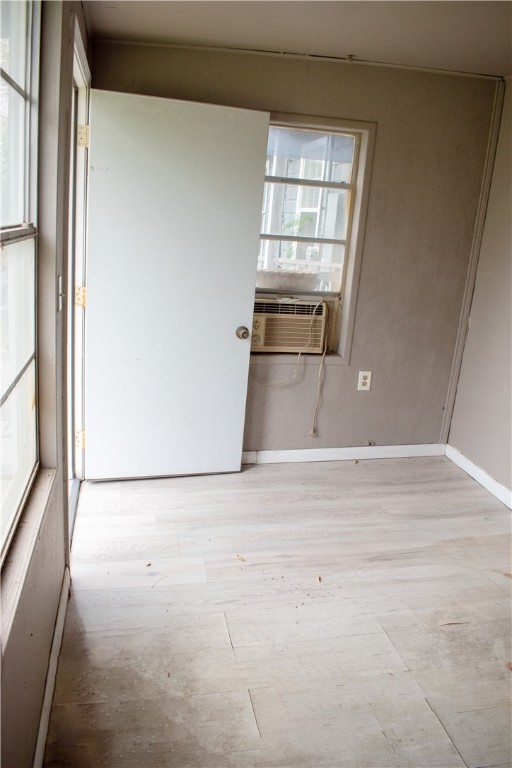 906 Rickey Drive Corpus Christi, TX 78412 - Photo 28 of 40 a view of empty room with wooden floor and fan
