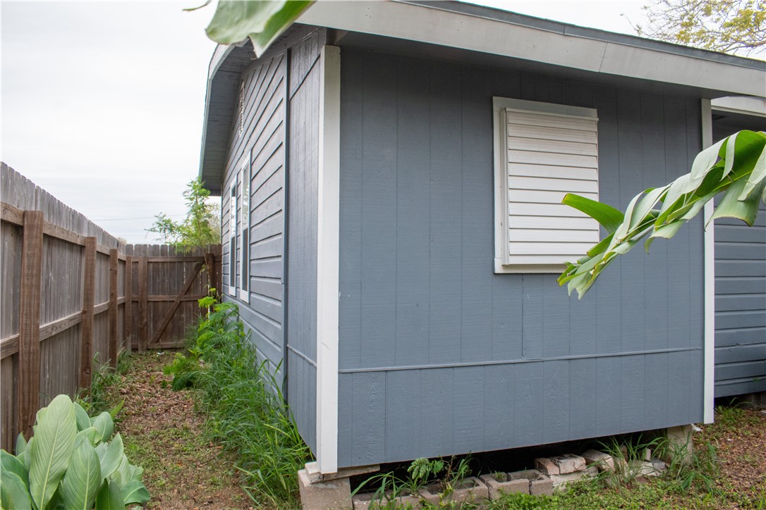 906 Rickey Drive Corpus Christi, TX 78412 - Photo 36 of 40 a view of a backyard
