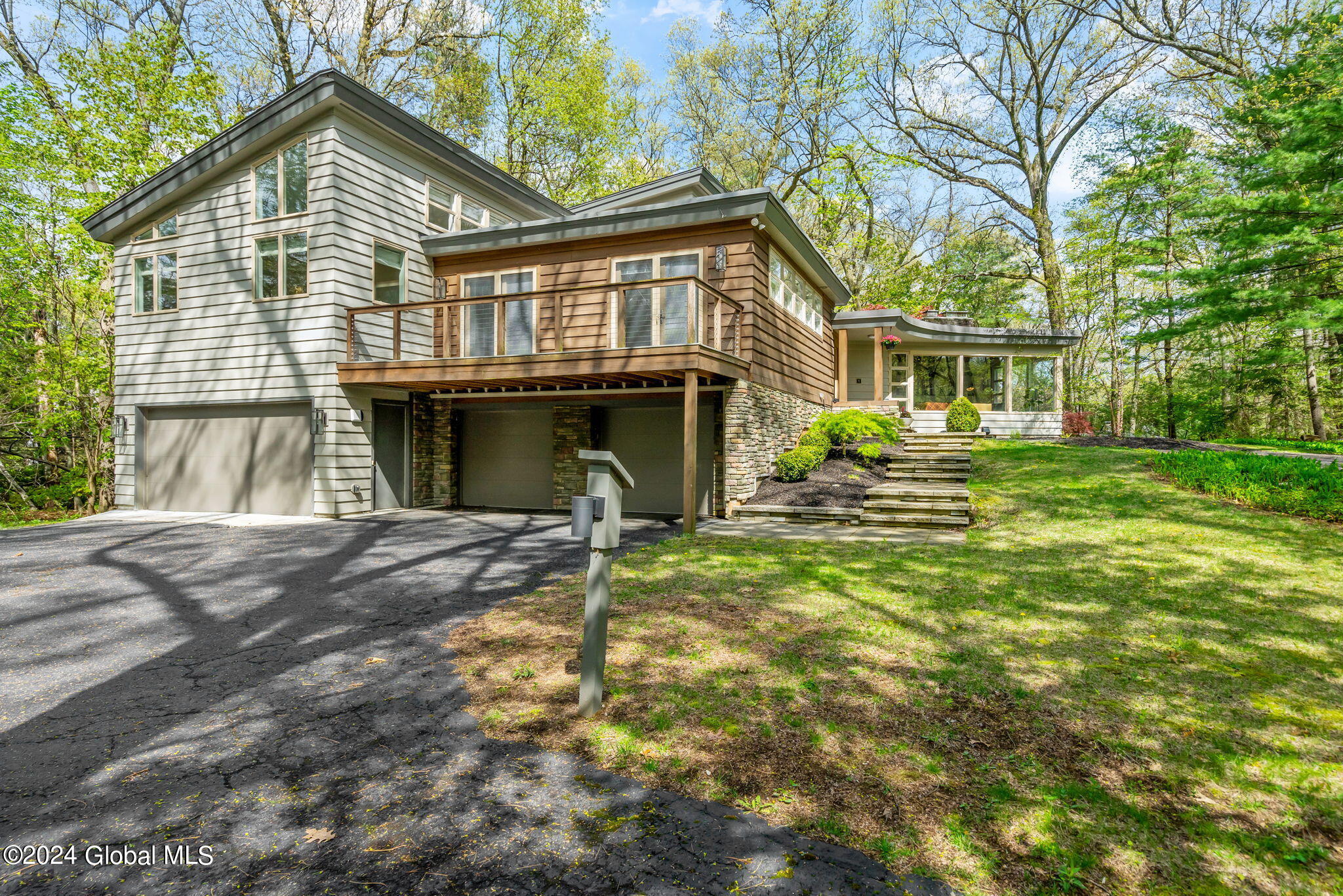 7 Hills Road Colonie, NY 12211 - Photo 6 of 83 11-web-or-mls-7-hills-rd