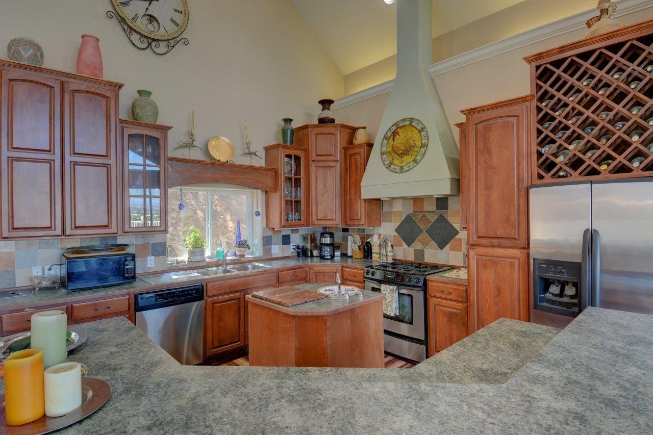 671 South Stage Road Medford, OR 97501 - Photo 11 of 34 Additional Photo