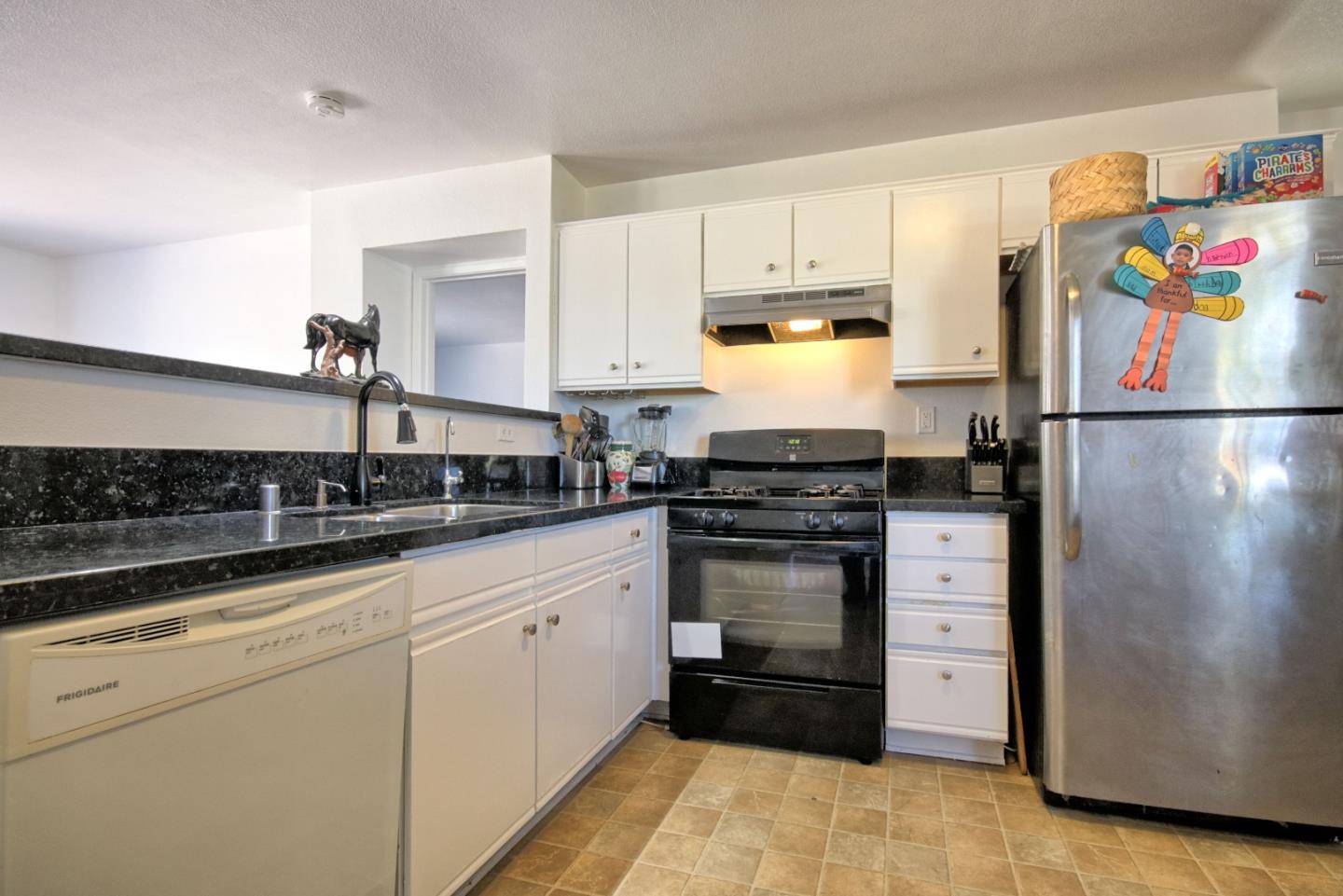 1064 Madrid Street Soledad, CA 93960 - Photo 6 of 13