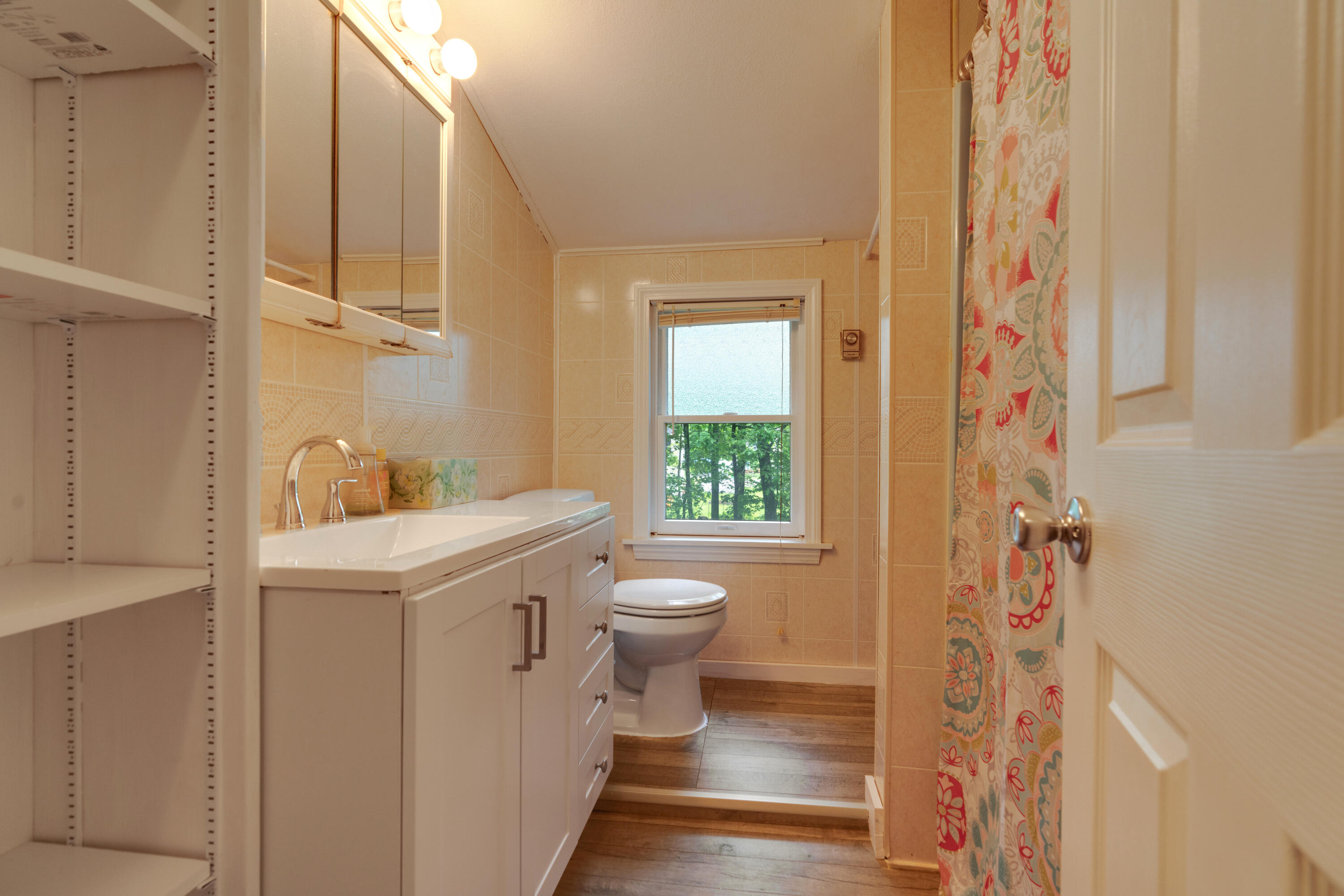 14 Upland Road Windham, ME 04062 - Photo 25 of 29 Second Floor Bath