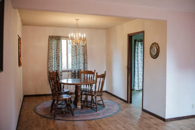 $209,900 | 12 Sunnyslope Road, Morris, MN 56267