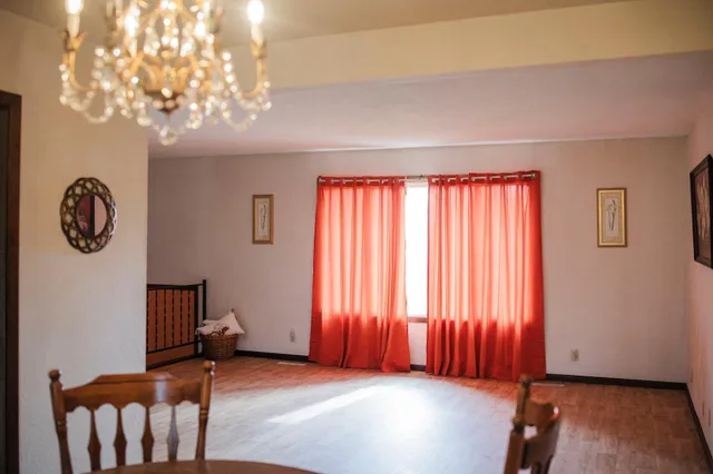 $209,900 | 12 Sunnyslope Road, Morris, MN 56267