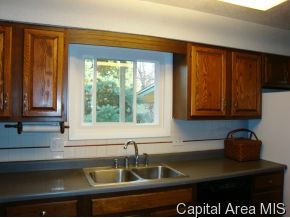 20 Woods Mill Road Sherman, IL 62684 - Photo 6 of 12 Gallery Image 6
