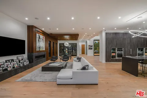 $7,499,000 | 4530 Libbit Avenue, Encino, CA 91436