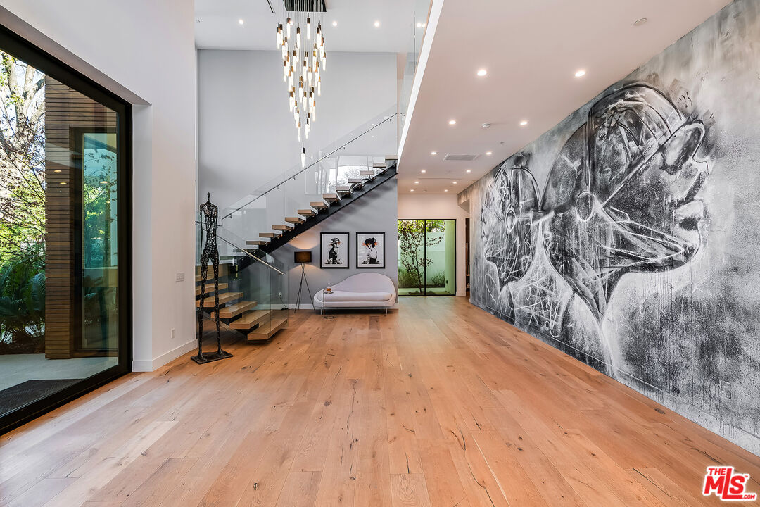 4530 Libbit Avenue Encino, CA 91436 - Photo 22 of 74