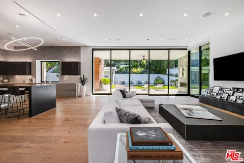 $7,499,000 | 4530 Libbit Avenue, Encino, CA 91436