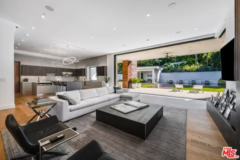 $7,499,000 | 4530 Libbit Avenue, Encino, CA 91436