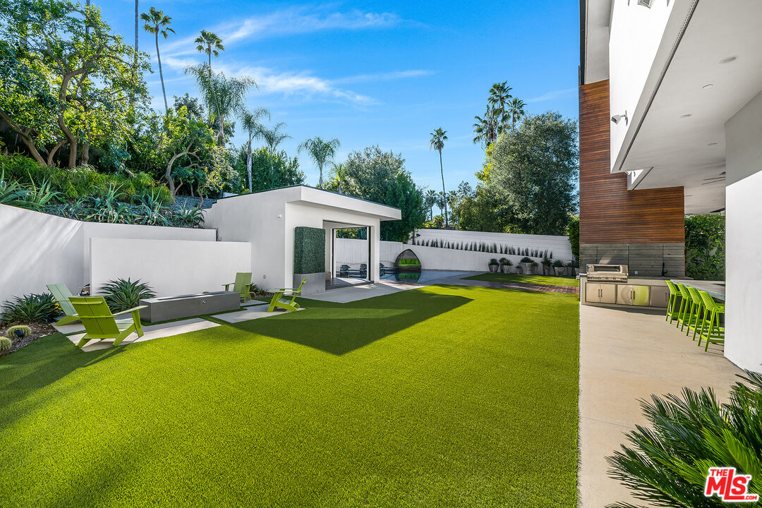 4530 Libbit Avenue Encino, CA 91436 - Photo 41 of 74