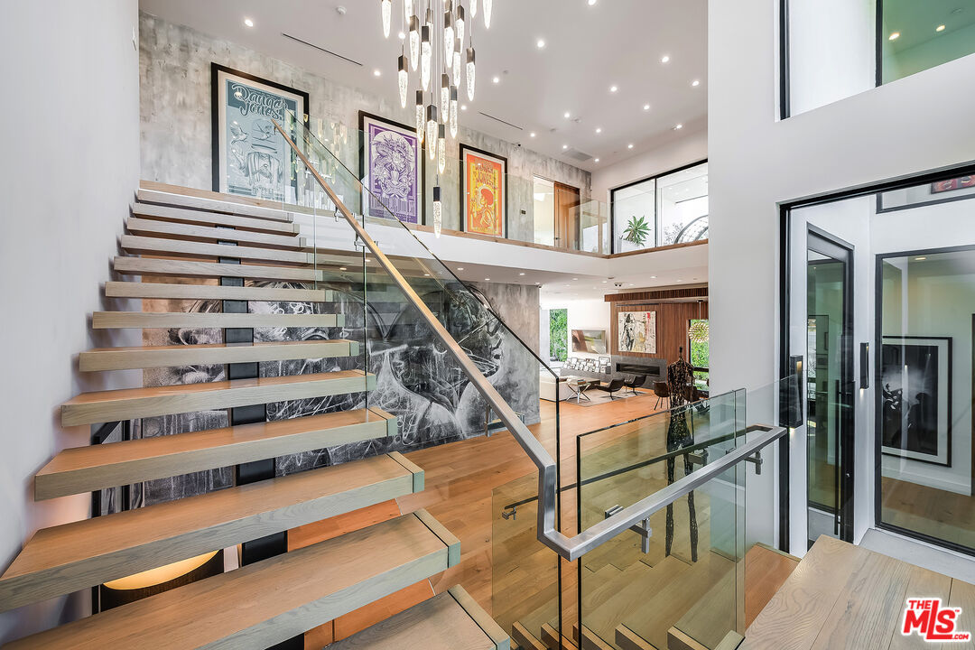 4530 Libbit Avenue Encino, CA 91436 - Photo 48 of 74