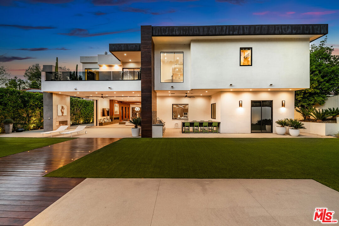 4530 Libbit Avenue Encino, CA 91436 - Photo 55 of 66