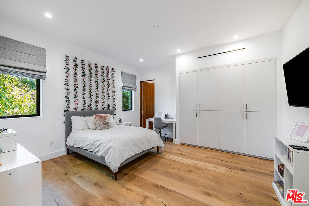 4530 Libbit Avenue Encino, CA 91436 - Photo 56 of 74