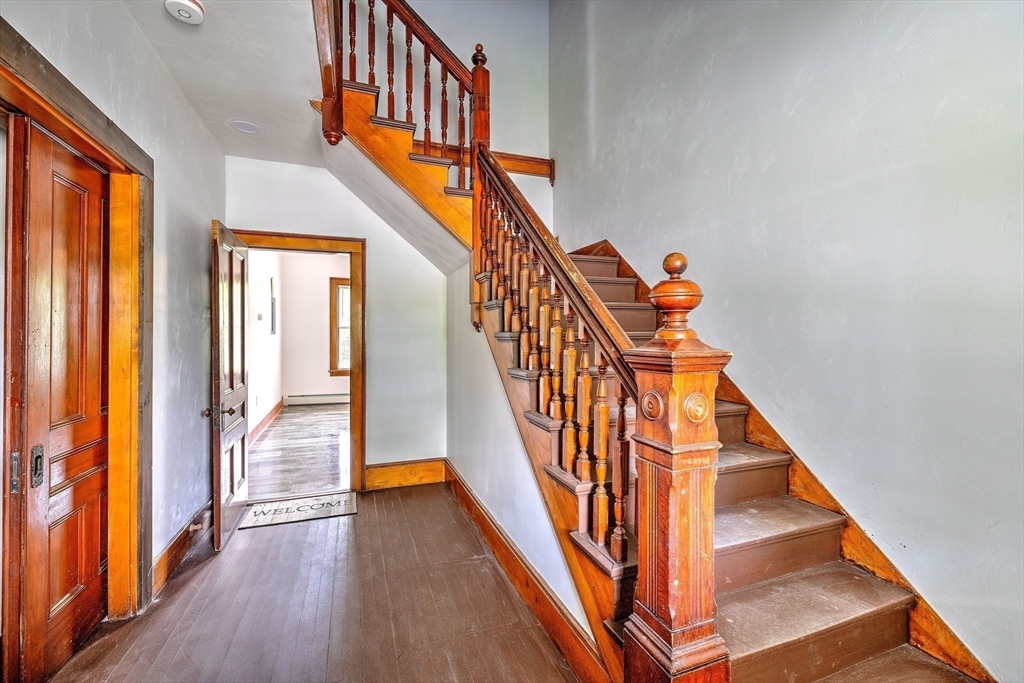 67-69 Petersham Road Hardwick, MA 01037 - Photo 28 of 38 a view of an entryway with wooden floor