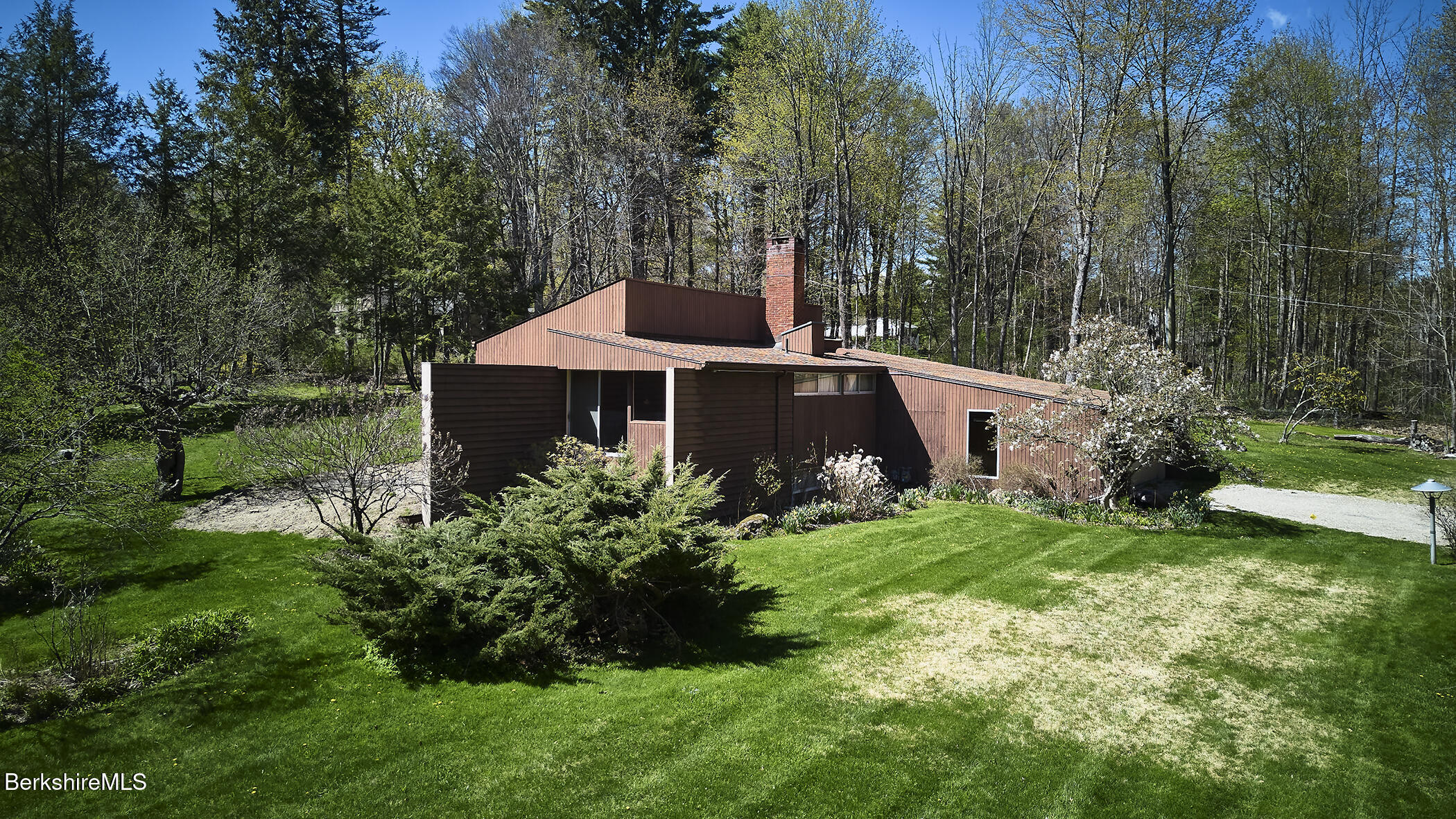349 Old Stockbridge Road Lenox, MA 01240 - Photo 49 of 54 40 Frothingham - Exterior Entry