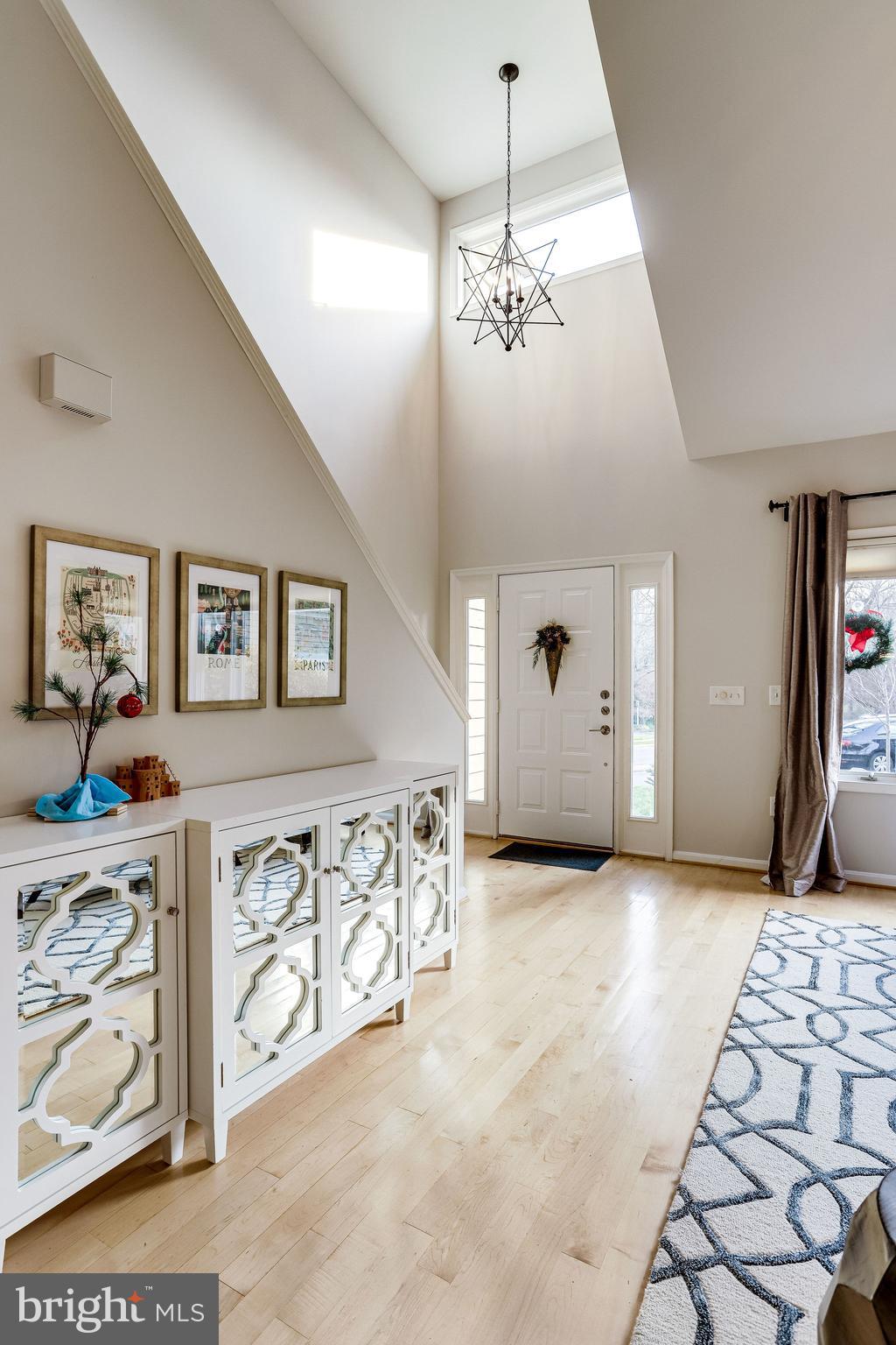 1302 Pavilion Club Way Reston, VA 20194 - Photo 4 of 63 Light-filled two story foyer