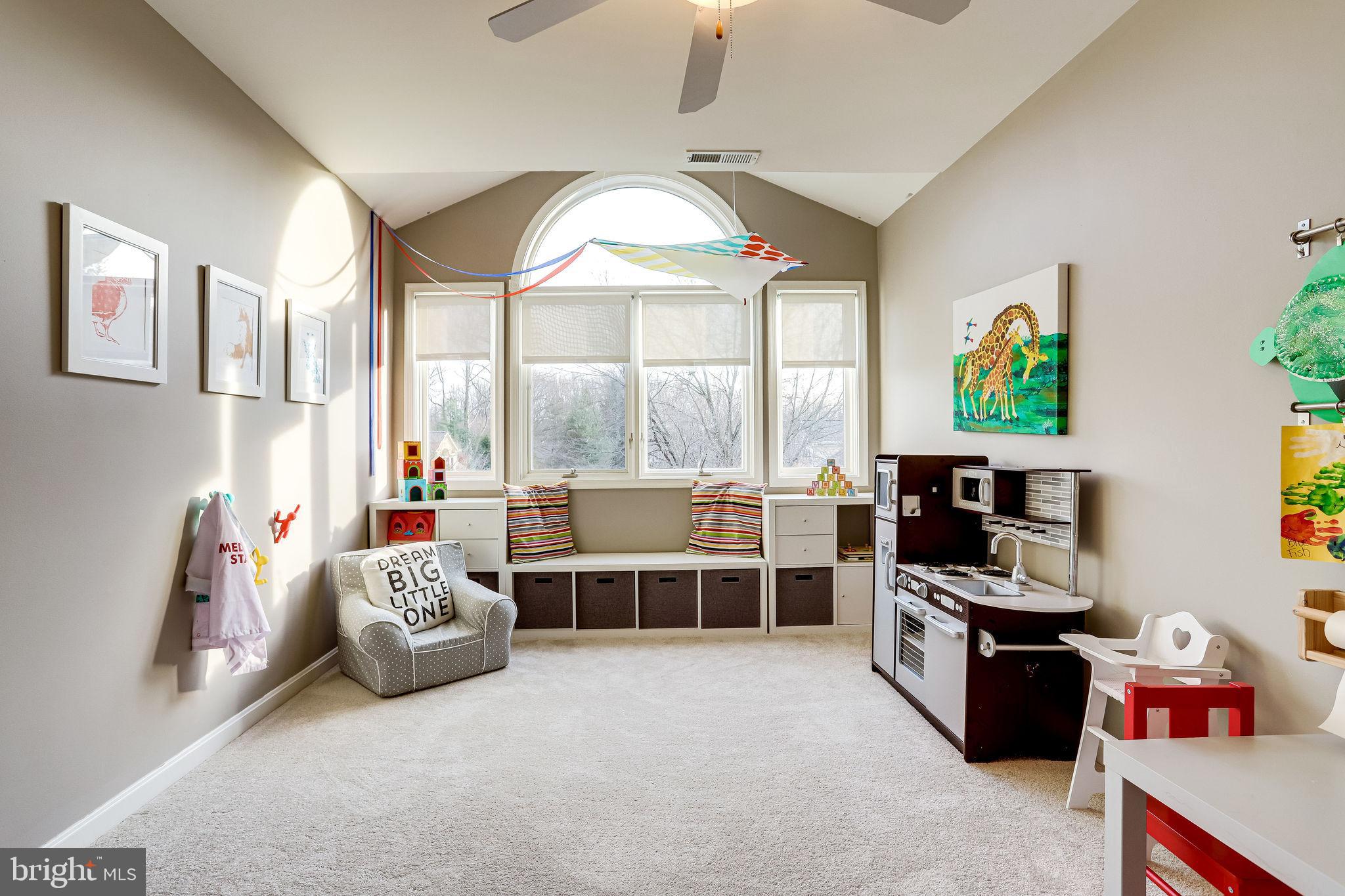 1302 Pavilion Club Way Reston, VA 20194 - Photo 44 of 63