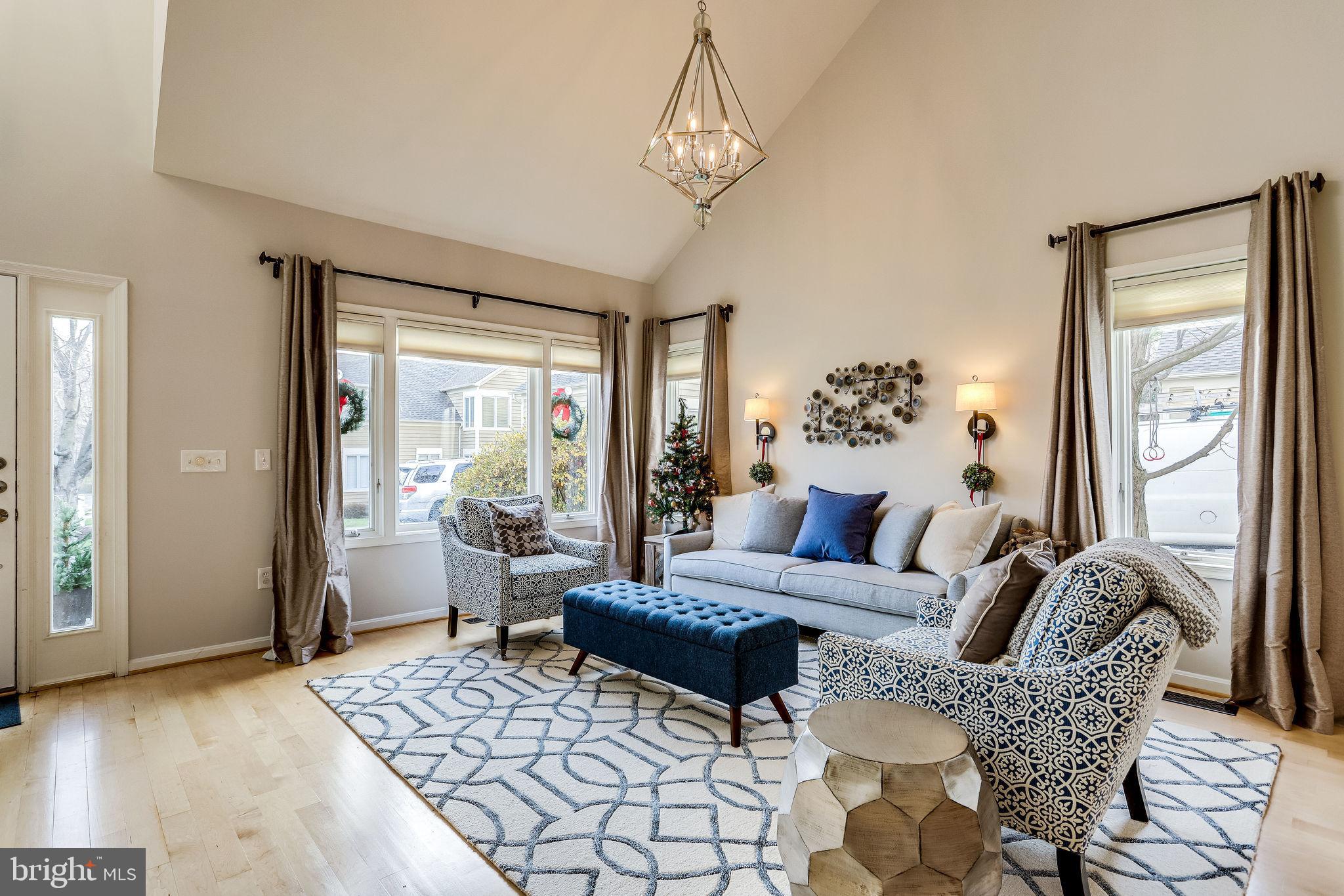 1302 Pavilion Club Way Reston, VA 20194 - Photo 8 of 63