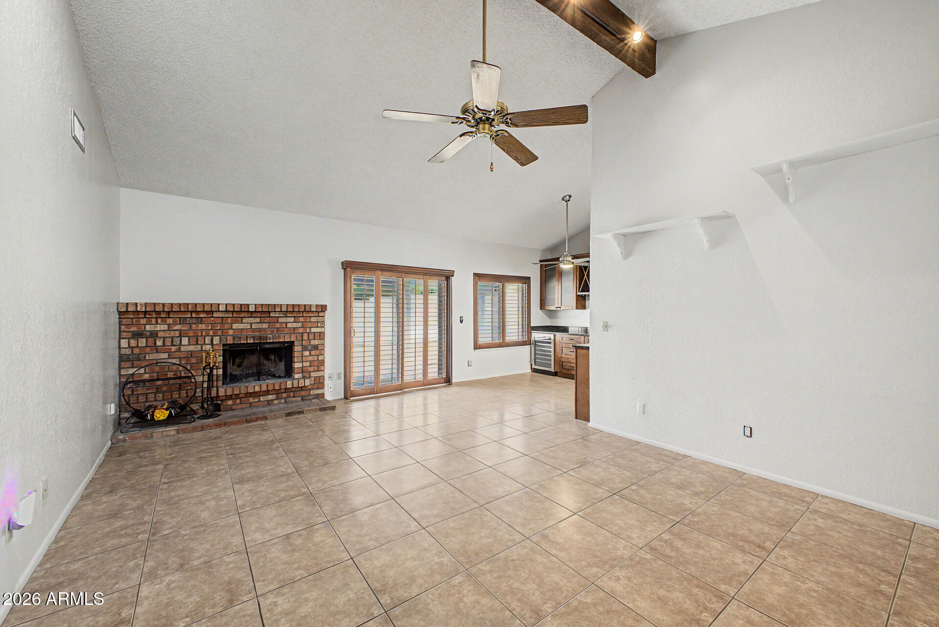 2208 East Hearn Road Phoenix, AZ 85022 - Photo 3 of 29 Family Room