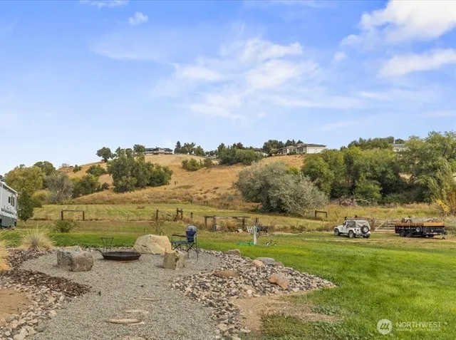 $519,500 | 770 Lancaster Road, Selah, WA 98942