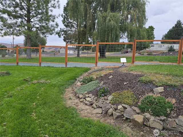 $519,500 | 770 Lancaster Road, Selah, WA 98942