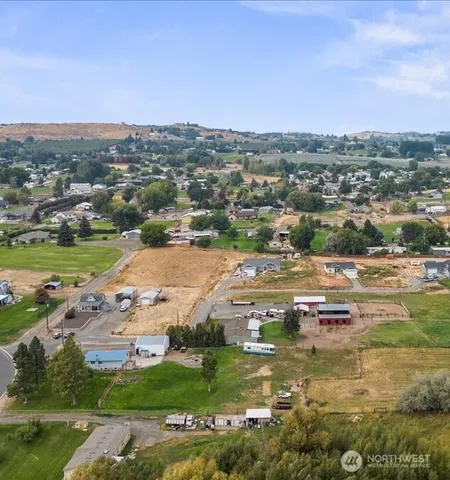 $519,500 | 770 Lancaster Road, Selah, WA 98942