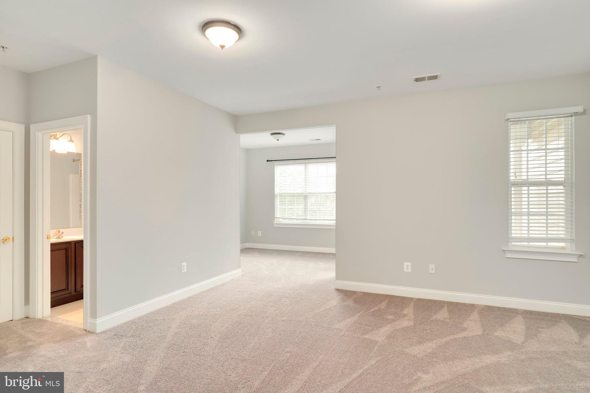 8020 Four Quarter Road Ellicott City, MD 21043 - Photo 5 of 36