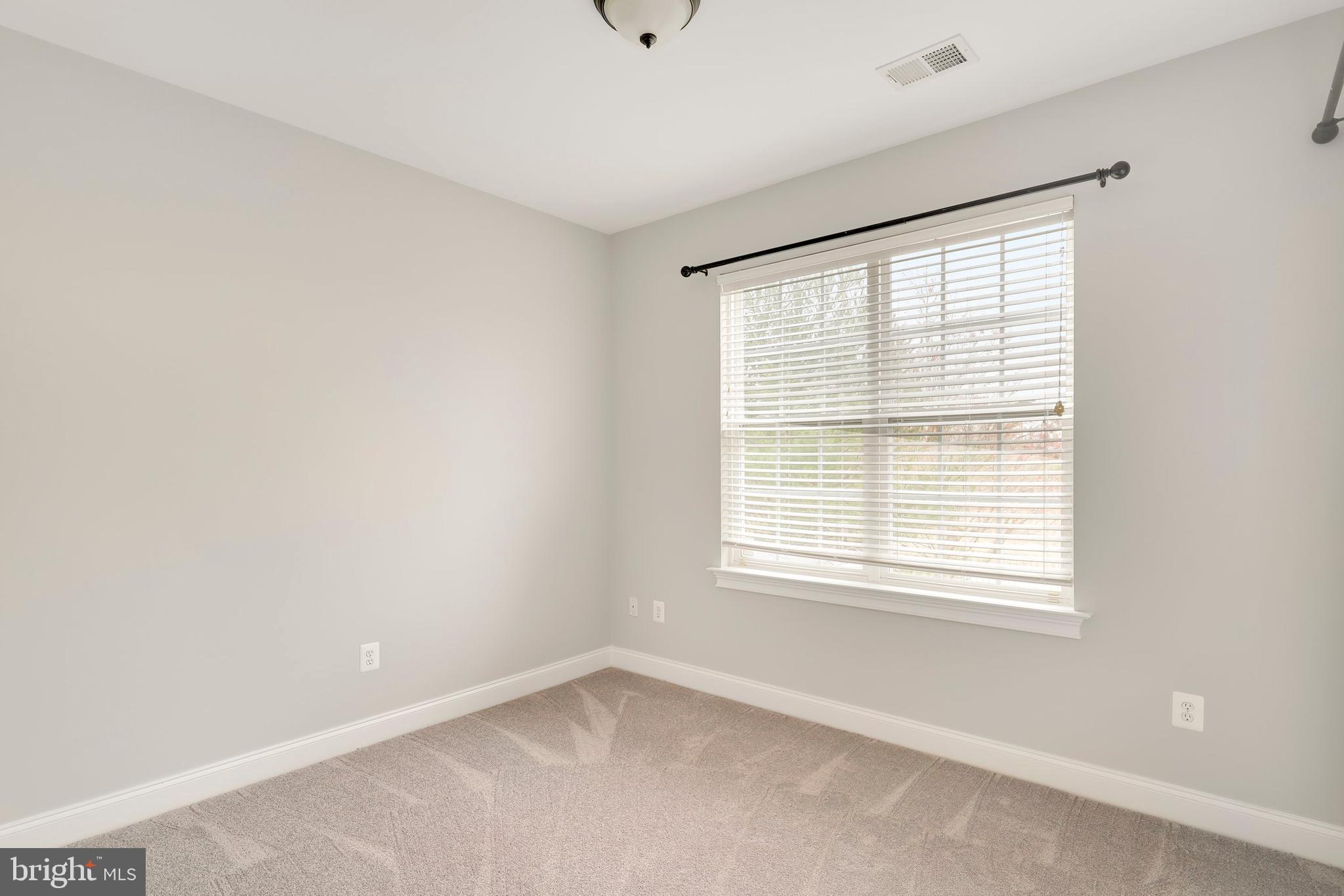 8020 Four Quarter Road Ellicott City, MD 21043 - Photo 6 of 36
