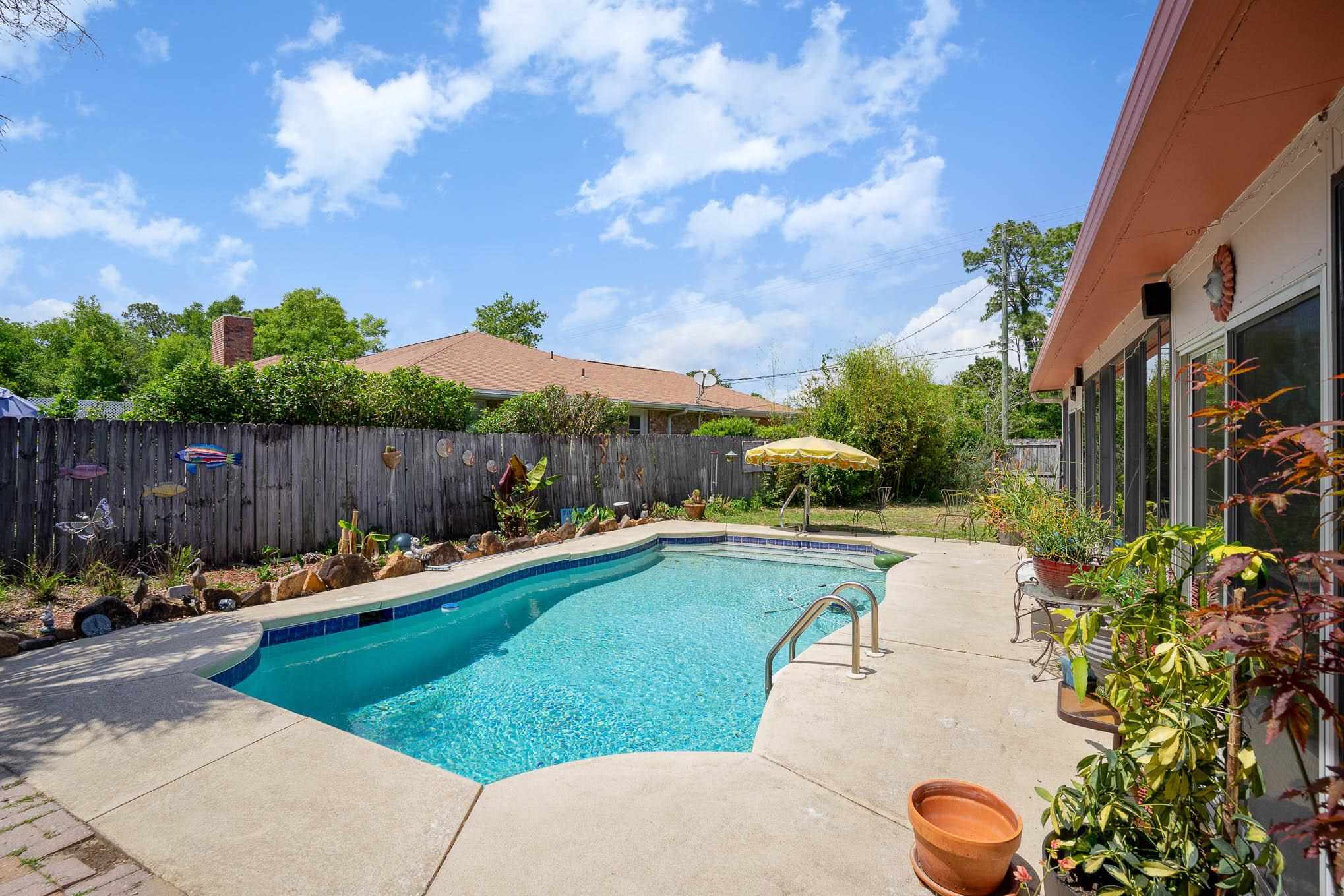 5495 Limestone Road Pensacola, FL 32504 - Photo 8 of 34 Gallery Image 8