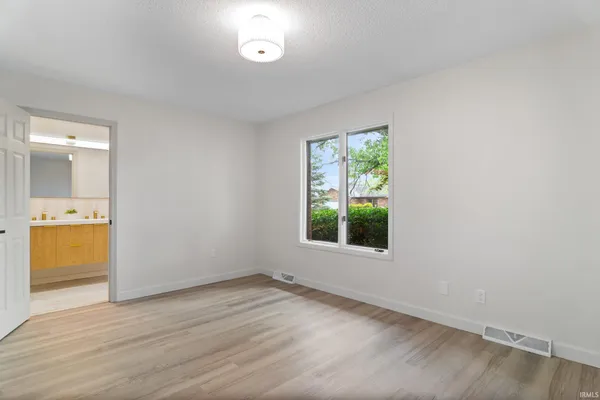 $318,000 | 8224 East Heritage Drive, Evansville, IN 47715