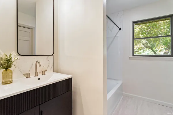 $318,000 | 8224 East Heritage Drive, Evansville, IN 47715