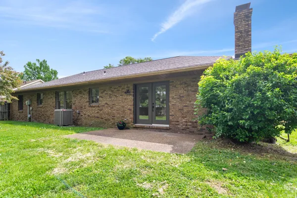 $318,000 | 8224 East Heritage Drive, Evansville, IN 47715