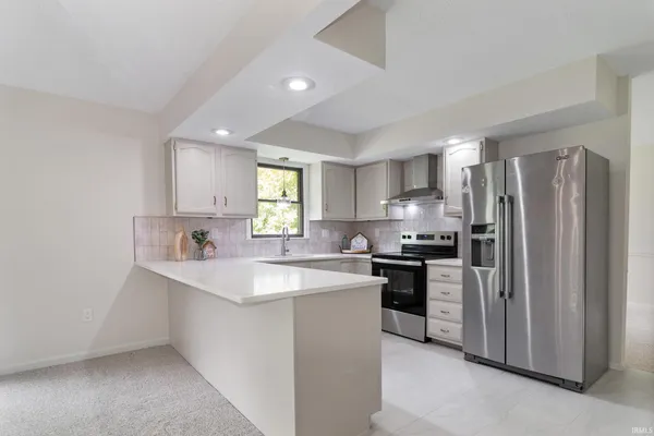 $318,000 | 8224 East Heritage Drive, Evansville, IN 47715