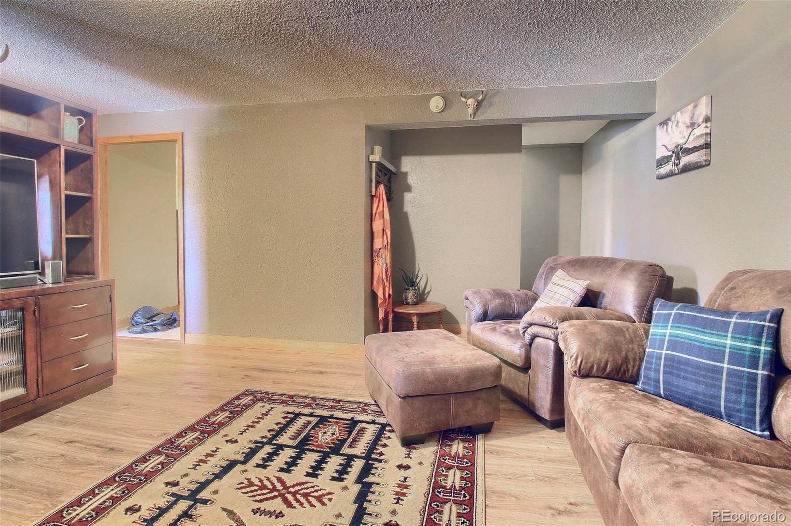 1291 Buttercup Road Elizabeth, CO 80107 - Photo 4 of 35 Gallery Image 4