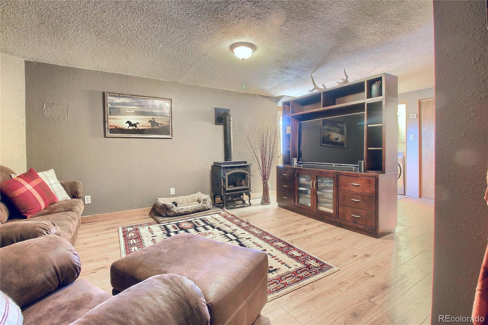 1291 Buttercup Road Elizabeth, CO 80107 - Photo 5 of 35 Gallery Image 5