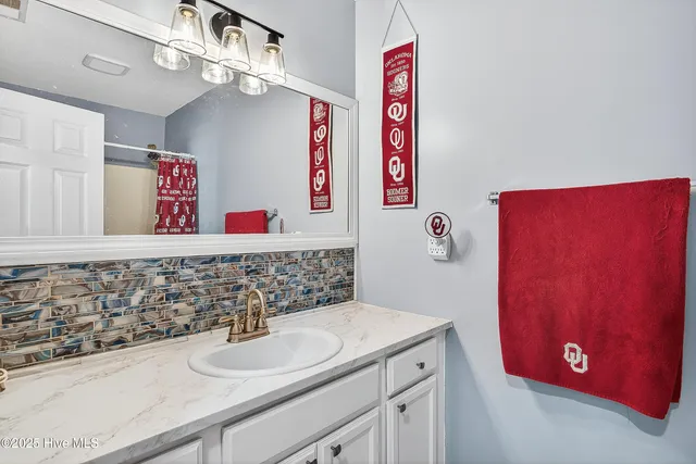 $268,000 | 109 Jenna Rea Road, Hubert, NC 28539