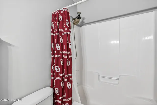 $268,000 | 109 Jenna Rea Road, Hubert, NC 28539